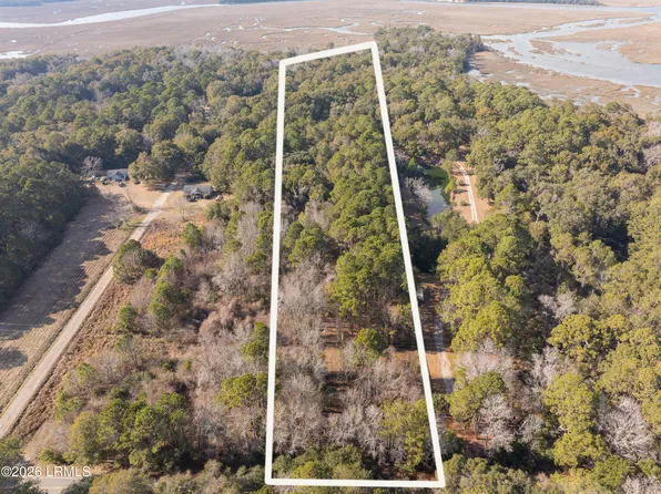 83 Fripp Point Rd, Saint Helena Island, SC 29920