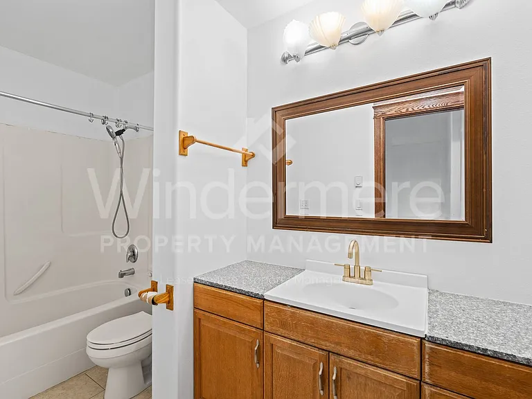 1816 W 7th Ave — Photo 13
