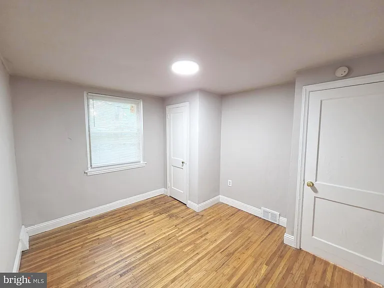 6653 Perry Ave — Photo 16