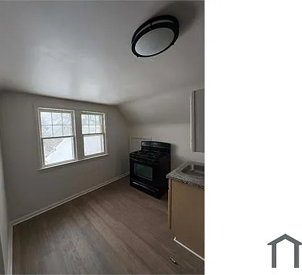 3 bed, 3321 sqft, $1,762 — Photo 3