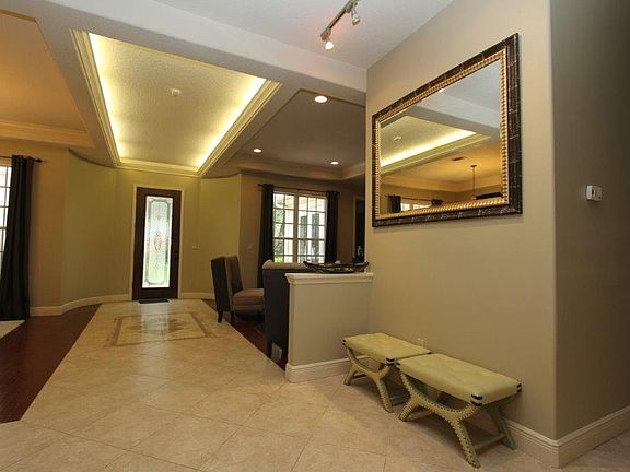 3rd image of 5300 Lazy Oaks Ln