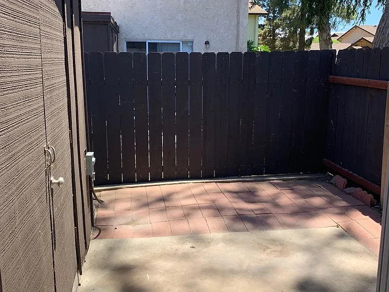 10142 Peaceful Ct — Photo 13