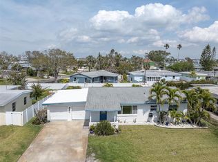 16315 2nd St E, Redington Beach, FL 33708