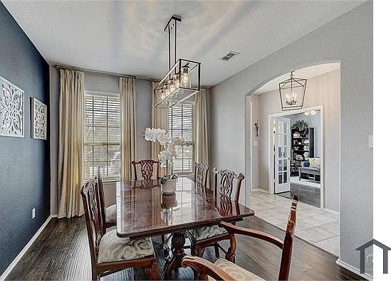 1st image of 1009 Bruni Ct
