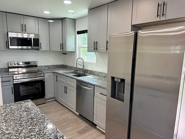 8330 Wild Fig Ln — Photo 5