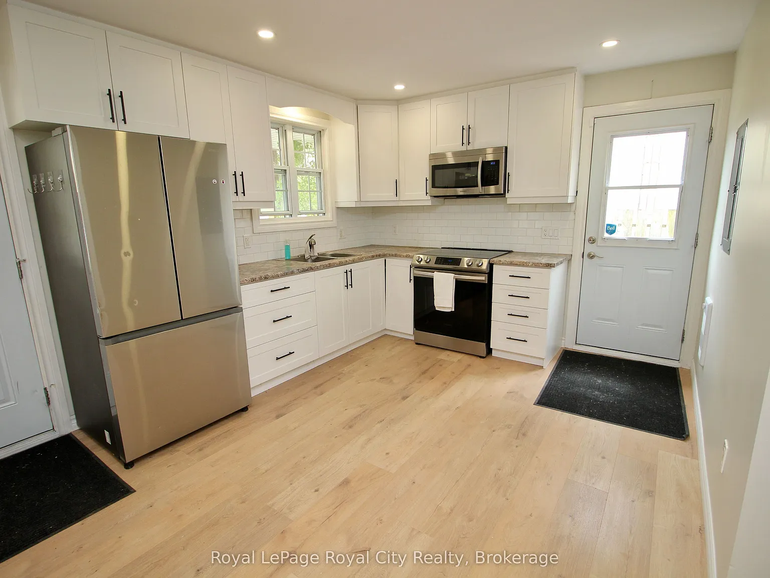 2 bed, $2,100 — Photo 3