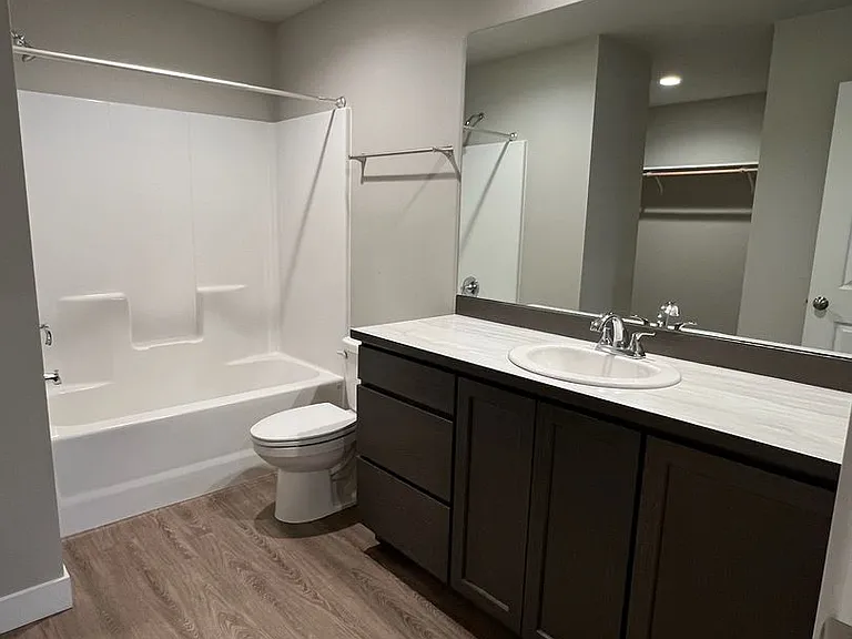 1086 S New Oak Ln — Photo 14