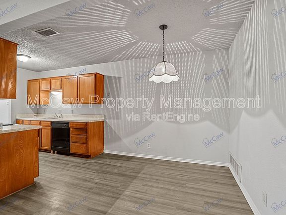 5th image of 6704 S Creek Dr
