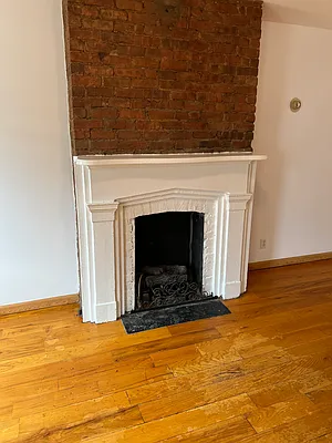 Sold by Pen Realty LLC | media 7