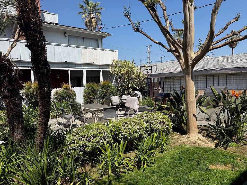 1st image of 220 W Hellman Ave APT I