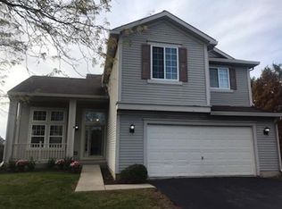 2420 Pickford Ct, Mundelein, IL