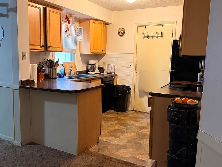 117 Oak Park Dr NE — Photo 6