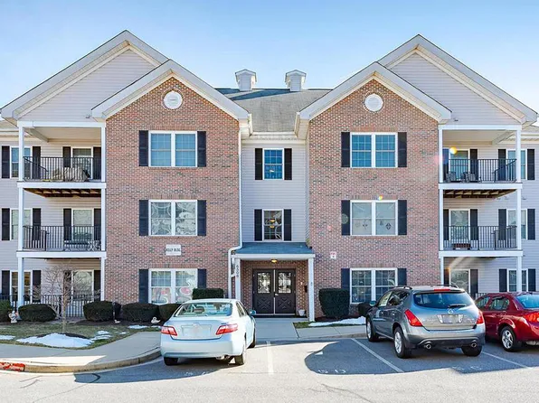6508 Ridenour Way E APT 3C, Sykesville, MD 21784