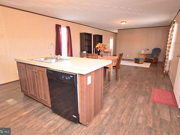3rd image of 7800 Tayloe Dr Trlr 119