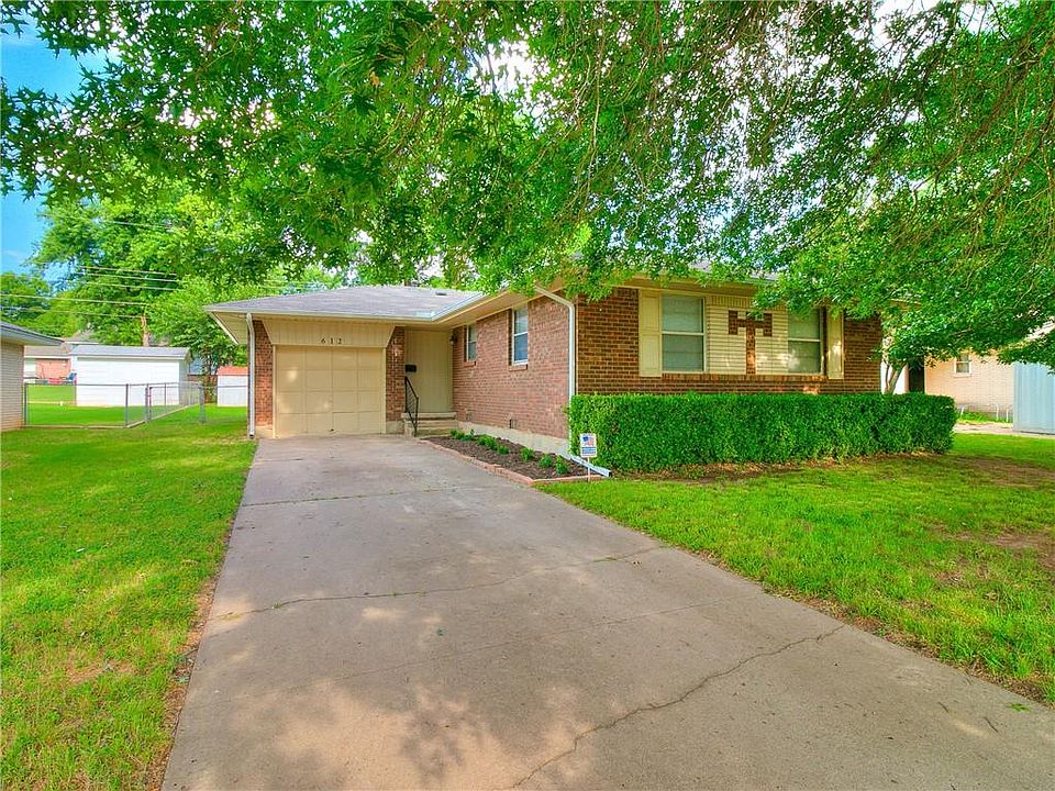 1st image of 612 Leslie Dr