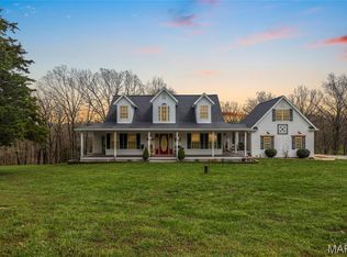 766 Eagles View Ln, Saint Clair, MO 63077