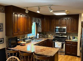 72 Autumn Ridge Rd, Trumbull, CT 06611