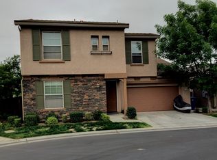 888 Tureaud Ln, Clovis, CA 93619