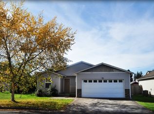 1073 Opal Ln, Burlington, WA 98233