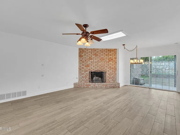 19004 Bremerton Dr — Photo 49