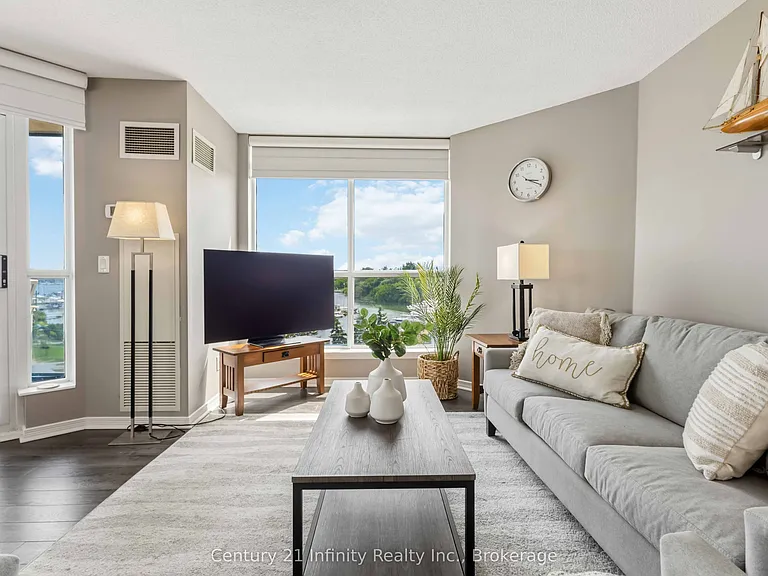 340 Watson St W #510 — Photo 9