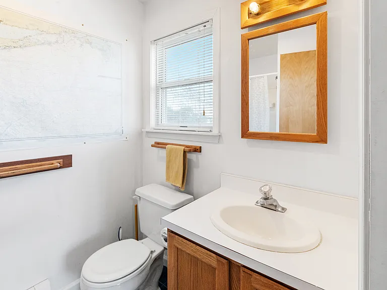 67 Houston Dr — Photo 21