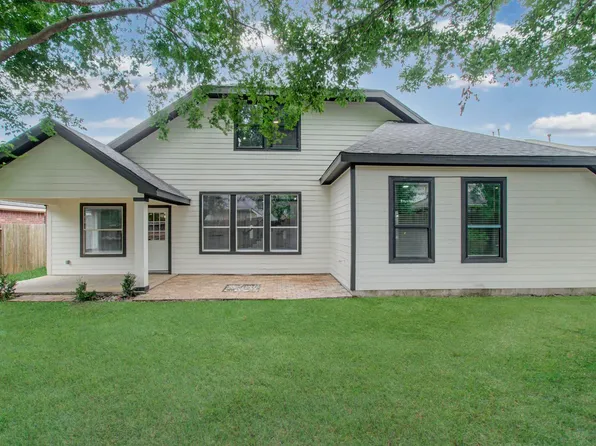 14414 Castle Cove Ln Cover view