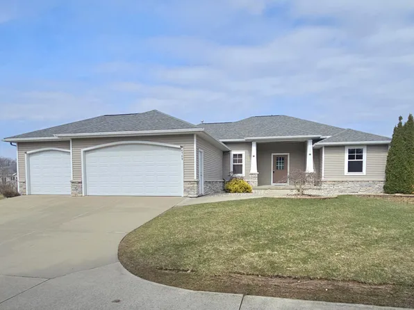 6768 Northfield Dr SW, Byron Center, MI 49315