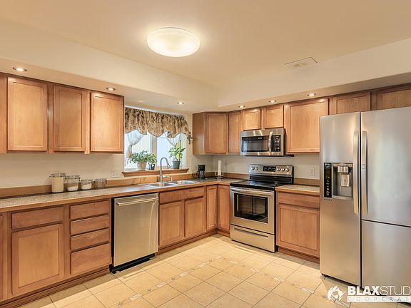 3rd image of 4539 Tolovana Dr