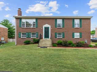 12122 Birchview Dr, Clinton, MD