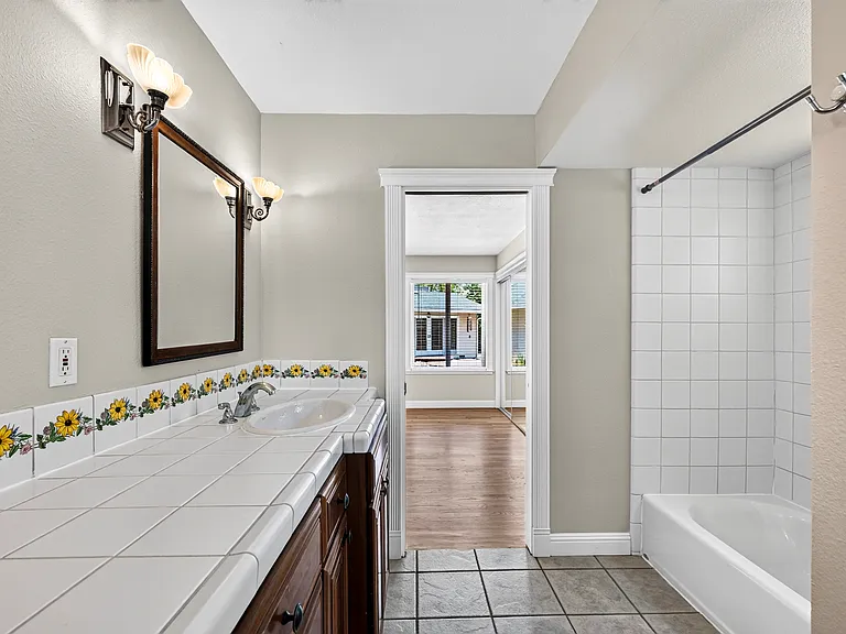 2628 Superior Dr — Photo 51