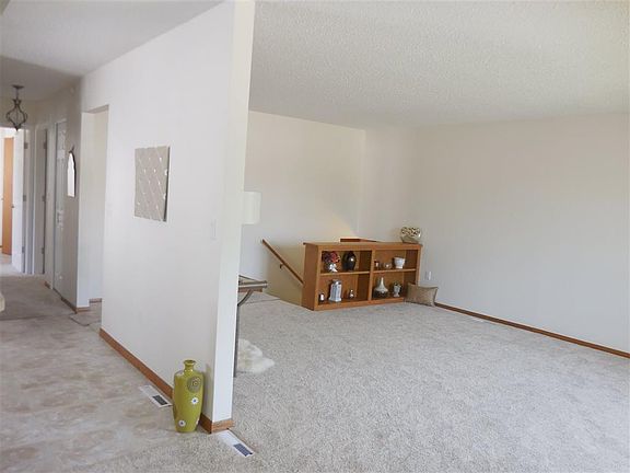 5th image of 13 30th St SW