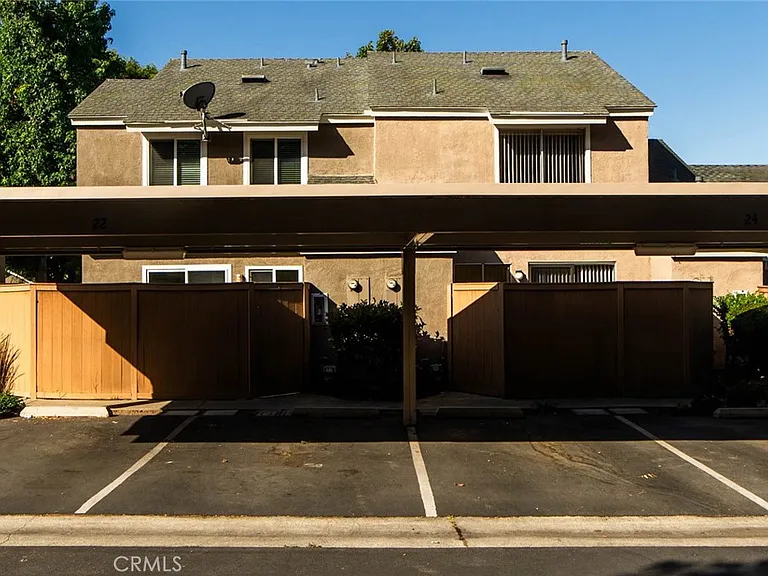 24 Elderglen — Photo 40