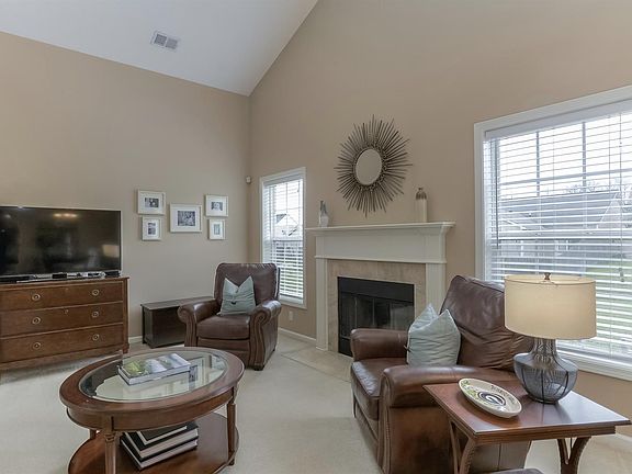 5th image of 2465 Rockaway Pl