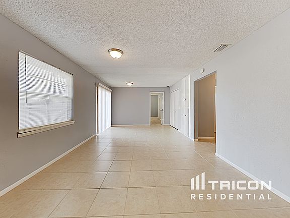 2nd image of 1807 Vancouver Dr