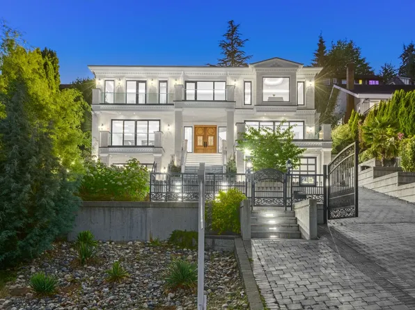 2185 Westhill Wynd, West Vancouver, BC V7S 2Z3