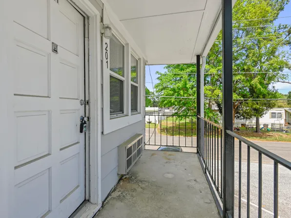 2107 Rondo St APT 201, Charleston, SC 29414