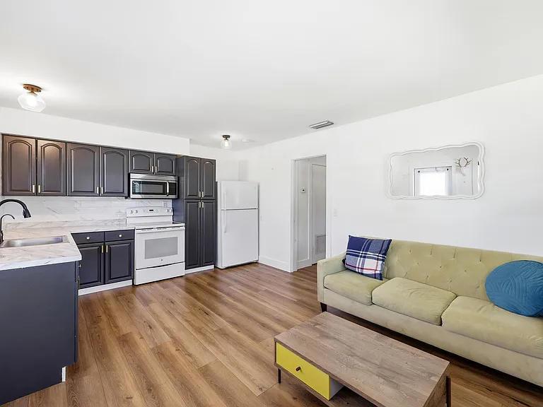 2708 Hinda Rd #2708 — Photo 5