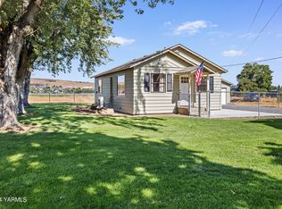 9209 Wide Hollow Rd, Yakima, WA 98908