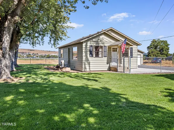9209 Wide Hollow Rd, Yakima, WA 98908
