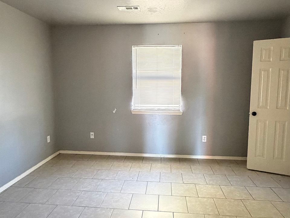 1st image of 1737 Emily Circle Dr Unit A