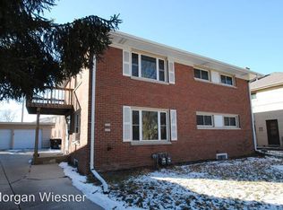 2057 Ludington Ave, Wauwatosa, WI 53226