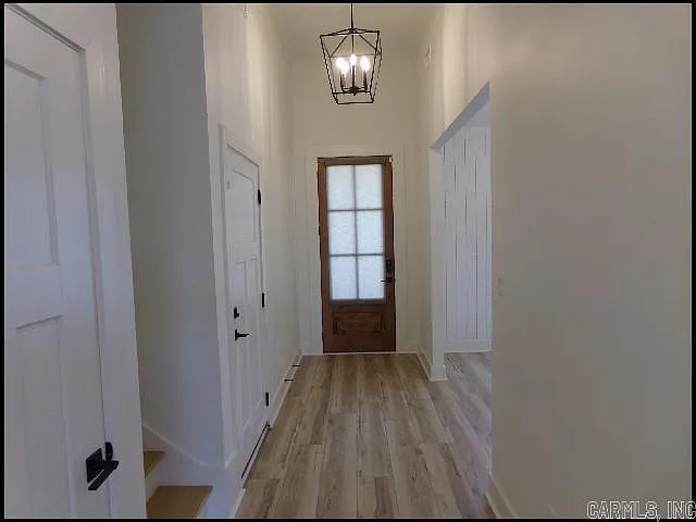 4 bed, 3.0 bath, 2420 sqft, $2,999 — Photo 3