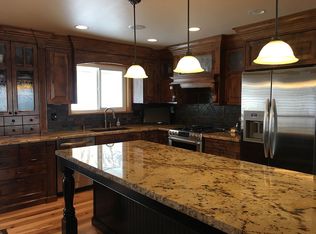 2676 Shamrock Dr, Ogden, UT 84403