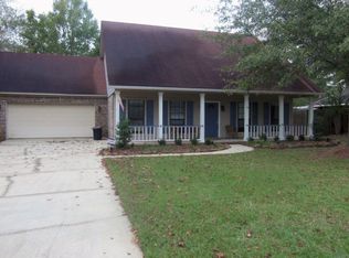 909 Mixon Ave, Bay Minette, AL 36507