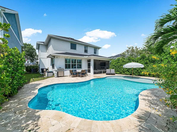 924 DEER HAVEN Drive, The Acreage, FL 33470