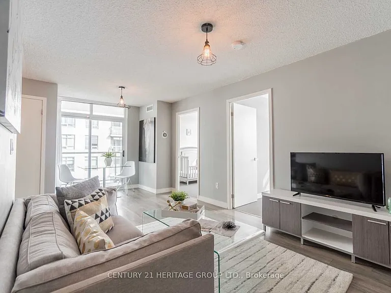 621 Lansdowne Ave #812 — Photo 9