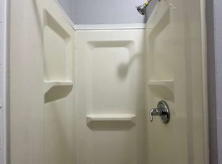 1815 Ruxton Ave, Baltimore, MD 21216