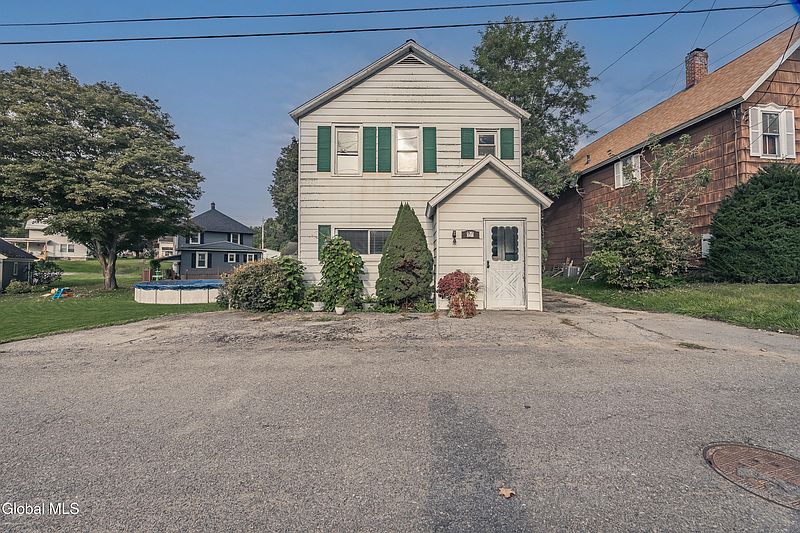 3rd image of 24 Upper Franklin Street