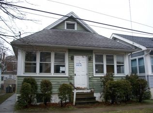 816 Bergen St, Gloucester City, NJ 08030